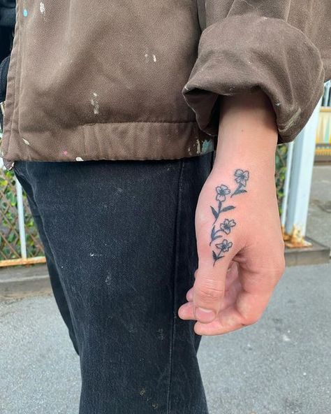 Flower Tattoo On Thumb, Flower Thumb Tattoo, Flower Tattoo Men, Thumb Tattoo, Men Flower Tattoo, Thumb Tattoos, Tattoo Placement, Tattoo Inspo, Flower Tattoos