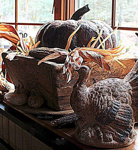 Primitive Thanksgiving Decor, Primitive Thanksgiving, Primitive Colonial, Primitive Fall, Primitive Style, Thanksgiving Decor, Give Thanks, Thanksgiving Decorations, Burlap Wreath