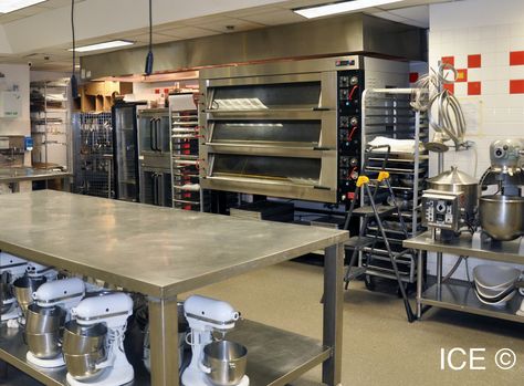 Pastry Kitchen 501 Pastry Kitchen Layout, Small Bakery Kitchen, Bakery Kitchen Layout, Bakery Kitchen Design, Commissary Kitchen, Bakery Shop Interior, Commercial Kitchen Design, Pastry Kitchen, Bakery Shop Design