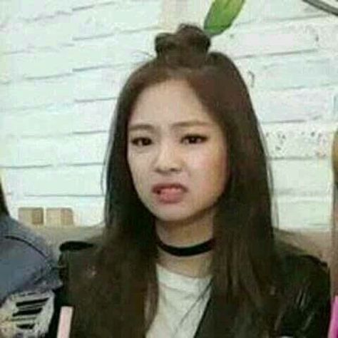 My galery 😂😂😂 #Jennie #Blackpink Memes Blackpink, Disgusted Face, Blackpink Memes, Funny Kpop Memes, Blackpink Funny, Memes Kpop, Xiamen, Meme Faces, Kpop Funny