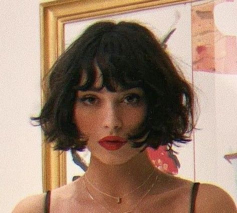 Bob Haircut With Bangs, Hair Inspiration Short, Trendy Hairstyle, Shot Hair Styles, Penteado Cabelo Curto, Short Hair Haircuts, Hair Reference, Short Hair With Bangs, Bob Haircuts