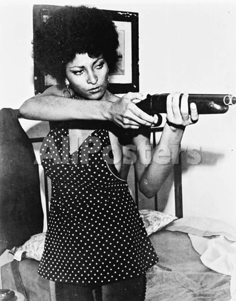 Pam Grier Movies Photo - 28 x 36 cm Pam Grier 70s, Pam Grier Coffy, Foxy Brown Pam Grier, Carolina Do Norte, Pam Grier, Jackie Brown, Foxy Brown, Vintage Black Glamour, Lobby