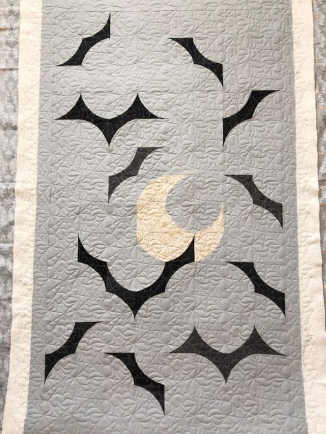 Wall Hanging Quilt, Sew Kind Of Wonderful, Computerized Quilting, Hanging Quilts, Moon Rising, Quilted Wall Hangings, Mini Quilts, Moon Design, Machine Quilting