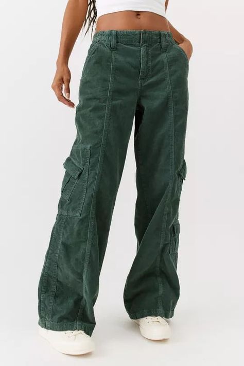 Cargo Pants Outfit Fall, Dark Green Jeans, Corduroy Pants Outfit, Cargo Outfit, Cargo Pants Outfits, Pants Outfit Fall, Denim Cargo Pants, Cargo Pants Outfit, Custom Jeans