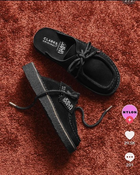 Trendy Mens Shoes, Desert Nomad, Jorja Smith, Clarks Wallabees, Shoe Wishlist, Adidas Spezial, Fancy Shoes, Hype Shoes, Aesthetic Shoes