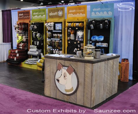 Pet Shop Sign, Pet Expo Booth Ideas, Corner Counter, Pet Store Display, Indoor Dog Park, Pet Store Design, Food Expo, Pet Store Ideas, Trade Show Booths