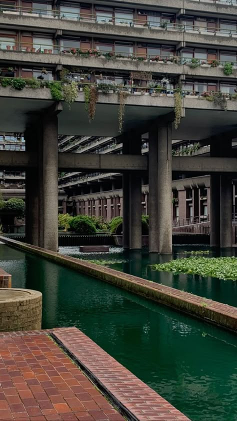 Barbican Aesthetic, Brutalist Architecture London, Brutalist City Concept Art, Barbican Centre London, The Barbican London, Eco Brutalism Architecture, Barbican Architecture, Brutalism Aesthetic, Dystopian Architecture