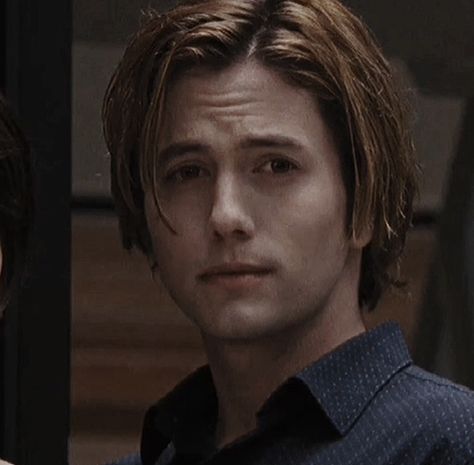 Breaking dawn part 2 Jasper Breaking Dawn, Jasper Hale Breaking Dawn, Vampire Cowboy, Twilight Cullens, Jasper Cullen, Jasper Twilight, Alice And Jasper, Jasper Hale, Jackson Rathbone