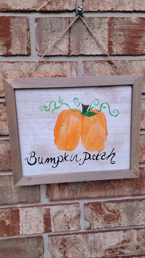 Pumpkin Baby Painting, Pumpkin Feet Painting, Baby Pumpkin Bum Paint, Bumpkin Pics Baby Paint, Halloween Baby Painting Ideas, Bumkins Craft Baby, Baby Painting Ideas Canvases, Pumpkin Canvas Painting, Handprint Calendar