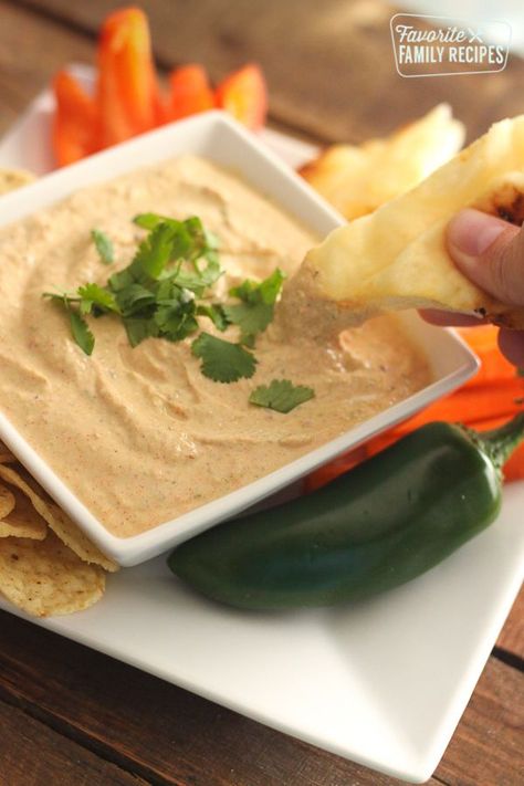 Skotidakis Jalapeno Greek Yogurt Dip is one of my favorite dips of all time. It's creamy and tangy with a little spice.  It's the perfect dip for chips and crackers and veggies and is light on calories too!  #jalapenogreekyogurtdip #jalapeno #greek #yogurt #greekyogurt #dip #greekyogurtdip #chipsanddip Garden Party Snacks, Dip For Chips, Sweet Potato Soup Vegan, Greek Yogurt Dip, Greek Yogurt Dips, Copycat Starbucks Recipes, Buttermilk Fried Chicken, Yogurt Dip, Favorite Dips