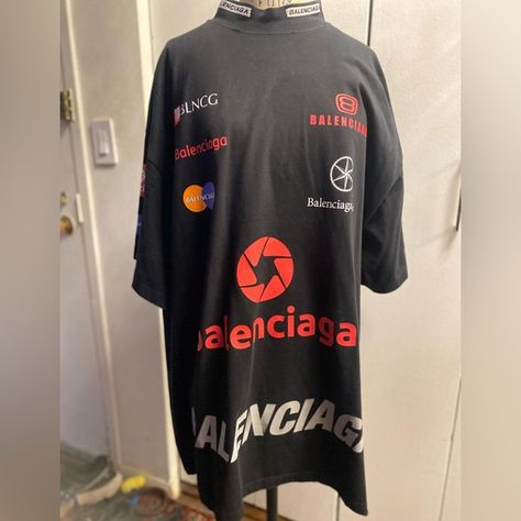 BALENCIAGA NEW OVERSIZED 5  LOGO  TOP-LEAGUE T SHIRT SIZE 5 XXL Balenciaga T Shirt, Tall Men, Balenciaga Logo, Tall Guys, Big And Tall, Logo T Shirt, Tshirt Logo, Black Tee, The Black