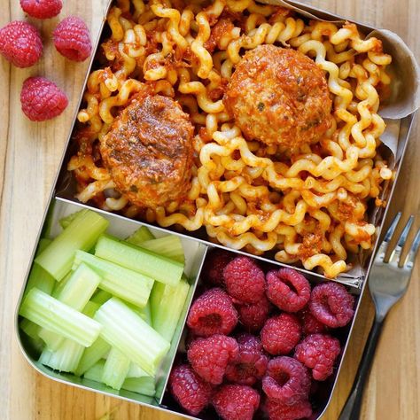 Packing Lunch, Lunchbox Ideas, Kids Lunch Ideas For School, Cold Lunch Ideas For Kids, Cold Lunch Recipes, Homemade School Lunches, Kindergarten Lunch, Easy Lunch Boxes, Cold Lunches