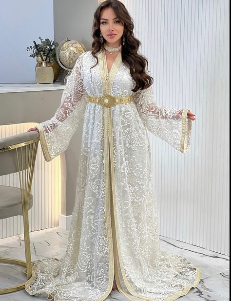 Moroccan Dress Modern, Moroccan Wedding Dress, Nikkah Outfit, Moroccan Bride, Nikah Dress, Moroccan Fashion, Kaftan Style, Moroccan Wedding, Moroccan Dress