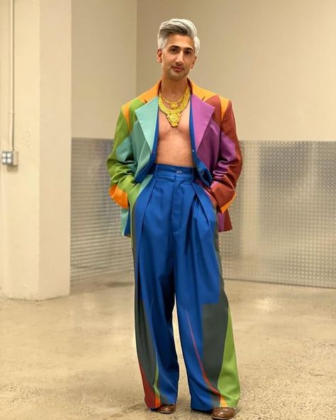 Funky Aesthetic Outfits Men, Tan France Fashion, Male Pride Outfit, Unconventional Mens Fashion, Flamboyant Male Fashion, Bold Outfits Men, Male Maximalist Outfits, Queer Mens Fashion, Pride Outfit Ideas Men