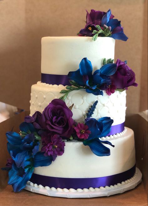 Purple blue wedding cake Blue Purple And Ivory Wedding, Navy Blue And Purple Wedding Cake, Plum And Navy Wedding Cake, Royal Blue And Purple Wedding Cake, Royal Blue And Purple Wedding Ideas, Midnight Blue And Purple Wedding, Red Blue Purple Wedding, Royal Blue And Purple Wedding Theme Wedding Ceremony Decor, Wedding Ideas Blue And Purple