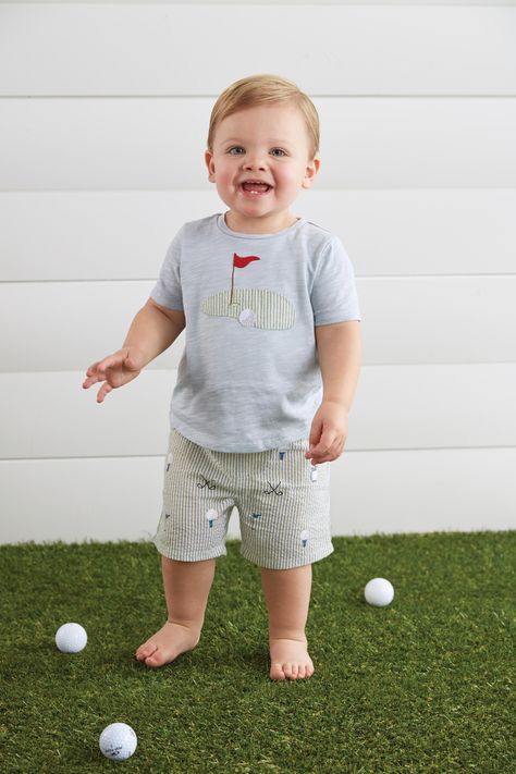 Shop hole-in-one piece for Daddy's favorite golfing caddy! #mudpiegift #caddy #golf #babygolfoutfit Baby Golf Outfit, Golf Baby, Boys Golf, Golf Set, Farm Baby, Baby Sleepers, Kids Summer Fashion, Seersucker Shorts, Hole In One