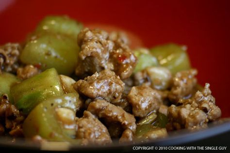 Cooking With The Single Guy: Ground Pork with Chinese Okra Recipe Chinese Okra Recipe, Asian Dinners, Okra Recipes, Asian Pork, Black Bean Sauce, Harvest Recipes, Okra, Ground Pork, Veggie Dishes