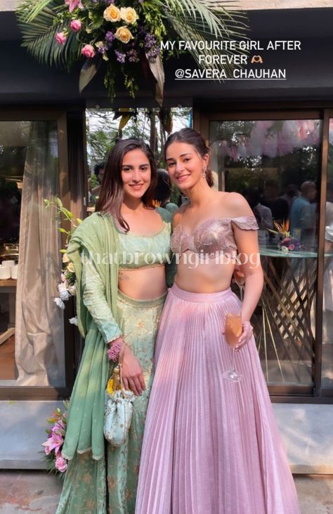 Alanna Pandey, Indian Wedding Guest Dress, Indian Bridesmaid Dresses, Mehendi Ceremony, Zee News, Ananya Pandey, Ananya Panday, Simple Lehenga, Wedding Lehenga Designs