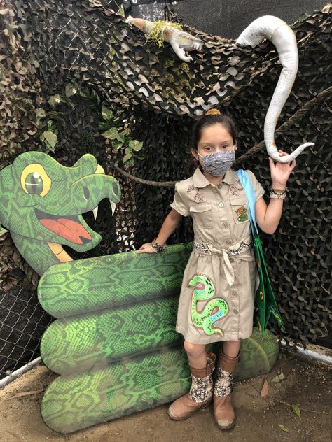 How to Make a Snake Wrangler Costume + Sewing Tips for Cosplay Fabrics Snake Costume, Snake Party, Costume Sewing, Holiday Halloween, Book Week, A Snake, Sewing Tips, Holidays Halloween, Bday Party