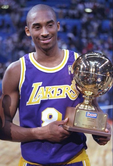 Kobe winning the Dunk Contest Dunk Contest, Nba Jam, Kobe Bryant 8, Kobe Mamba, Kobe Bryant Family, Kobe & Gigi, Kobe Bryant Nba, Kobe Bryant Pictures, Kobe Bryant Black Mamba