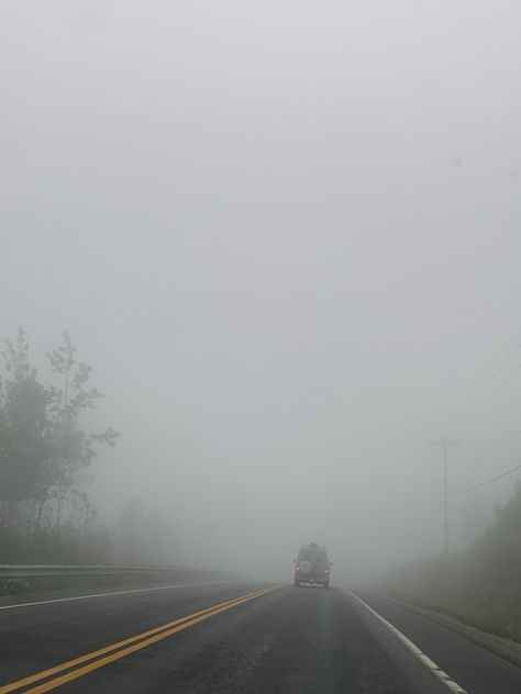 #gloomy #brouillard #gaspesie #paysage Gloomy Day, Summer Of Love, Glasgow