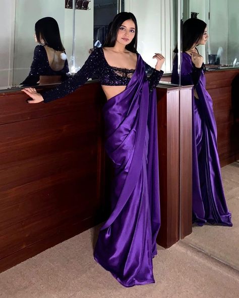 Sunaina Khera, Silky Saree, Farewell Saree, Satin Silk Saree, Indian Bride Outfits, Bridal Lehenga Collection, Purple Soft, Bachelorette Dress, Indian Fashion Saree