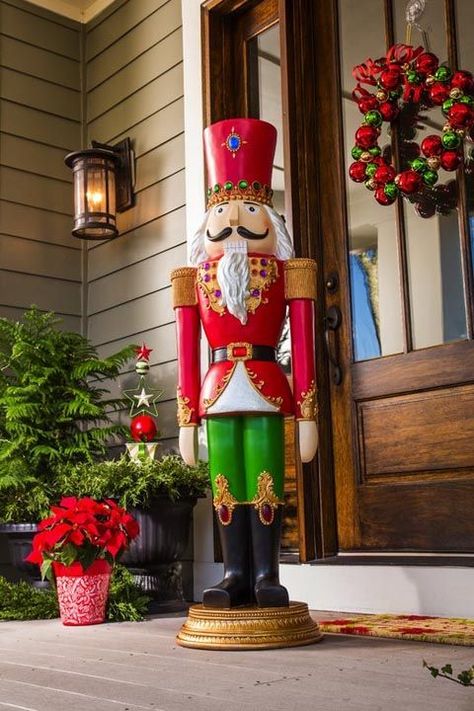 The Chic Technique:   Nutcracker Statue Stands Guard on this Front Porch. Best Outdoor Christmas Decorations, Outdoor Christmas Decorations Lights, Christmas Outdoors, Christmas Delights, Nutcracker Christmas Decorations, Christmas Nutcrackers, Chicago House, Holidays Ideas, Winter Wreaths