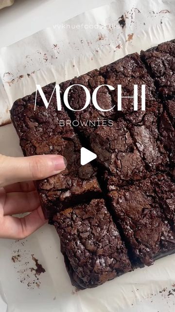 Mochi Brownies Recipe, Mochi Flour, Mochi Brownie Recipe, Mochi Brownie, Mochi Desserts, Mochi Brownies, Almond Paste Recipes, Square Baking Pan, Flourless Desserts