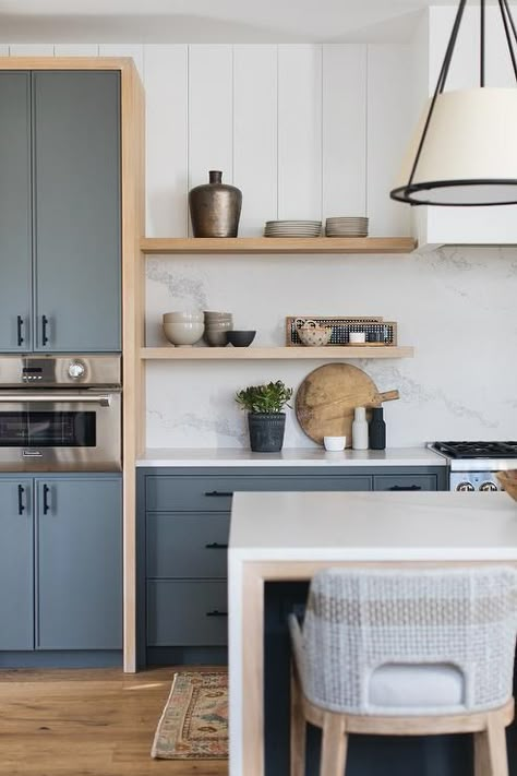 Coastal Inspired Kitchens, Shiplap Kitchen, Blue Kitchen Island, Kitchen Island With Seating, Classic Kitchen, Kitchen Views, Transitional Kitchen, Blue Kitchens, Counter Tops