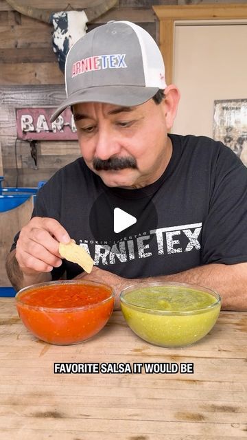 Arnie "ArnieTex" Segovia on Instagram: "Salsa Roja vs Salsa Verde 🤨 you can only choose one! Both made a delicious HoneySweet Onion from @littlebearproduce" Salsa With Tomatillos And Tomatoes, Red Salsa, Salsa Verde, Choose One, May 31, Mexican Food, Crackers, Mexican Food Recipes, Meal Prep