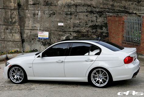 E90 335i, E90 M3, Bmw White, Vmr Wheels, E90 Bmw, Bmw 325, Custom Bmw, Bmw 335i, Bmw 325i