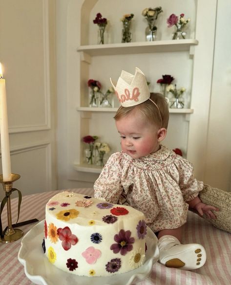 12th Birthday Cake, Half Birthday, Cute Funny Babies, 6 Month Baby, Baby Sister, Baby Life, Baby Photoshoot, Birthday Photos, Baby Birthday