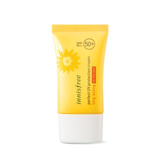 Korean Sunscreen, Physical Sunscreen, Chemical Sunscreen, Best Sunscreens, Dry Sensitive Skin, Improve Skin Elasticity, Skin Food, Facial Oil, Bad Hair