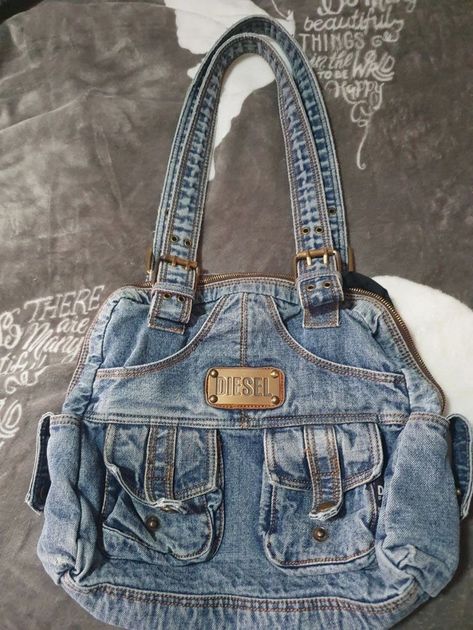 Diesel Bag, Haikou, Thrift Flip, Jeans Diy, Pretty Bags, Van Cleef Arpels, Denim Bag, Cute Bags, Looks Style