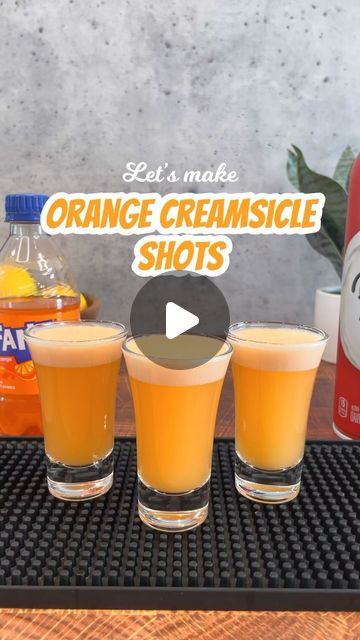 Orange Drinks Alcohol Aesthetic, Orange Creamsicle Shots, Orange Shots Alcohol, Orange Mixed Drinks, Orange Tea Shots Recipes, Orange Colored Cocktails, Orange Liquor Drinks, Orange Soda Cocktail, Fall Shots Alcohol Drink Recipes