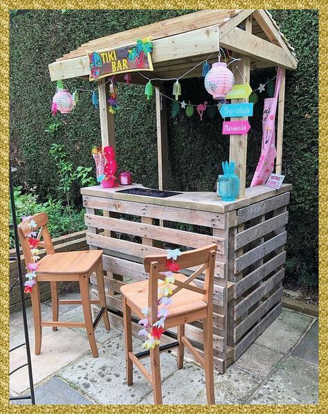 Palet Bar, Tropisk Fest, Bar En Palette, Pallet Bar Diy, Diy Outdoor Bar, Pallet Bar, Wooden Pallet Furniture, Recycled Pallet, Wooden Pallet Projects