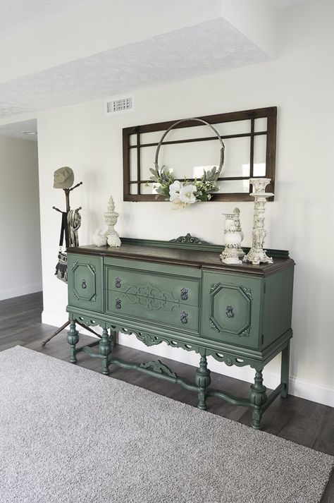 Long Table Dining Room, Best Dark Green Paint Colors, Best Dark Green Paint, Antique Buffet Table, Refurbish Old Furniture, Buffet Redo, Dark Green Paint Colors, Dark Green Paint, Furniture Paint Ideas