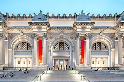 The Metropolitan Museum of Art entrance pavilion (1902), by Richard Morris Hunt PHOTO: COURTESY OF THE METROPOLITAN MUSEUM OF ART. Ragnar Kjartansson, Kent Monkman, Wangechi Mutu, The Art Of Listening, Voyage New York, Art Museums, Visit New York, European Paintings, Apartment Style