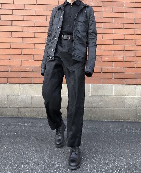 Goth Fashion Men’s, Male Goth Fashion, Rick Owens Outfit Men, Goth Bf, Goth Fashion Men, Rick Owens Outfit, Fit Pics, Walking Outfits, All Black Fashion