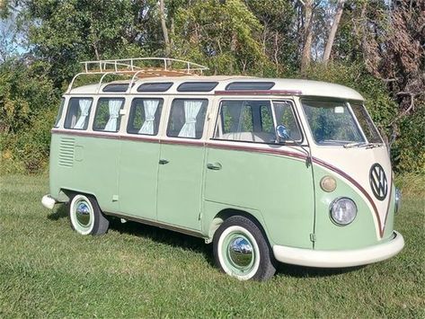 1975 Volkswagen Bus for sale in Fort Wayne, Indiana Listing ID CC-1694661 Volkswagon Bus, Buses For Sale, Fort Wayne Indiana, Volkswagen Models, Business Awards, Volkswagen Bus, Green Interiors, Fort Wayne, German Cars