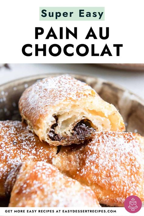 Pain au Chocolat is warm, flaky, and filled with deliciously rich chocolate that'll rock your world! You don't need to be a pastry chef to make these yummy homemade chocolate croissants — this French pastry is just as easy to make as they are to enjoy! Pan Au Chocolat Recipe, Chocolate Puff Pastry Dessert, Chocolate Croissant Recipe Easy, Chocolate Croissant Recipe, Fall Desserts Thanksgiving, Croissants Recipe, Best Easy Dessert Recipes, Easy Strawberry Desserts, Chocolate Croissants