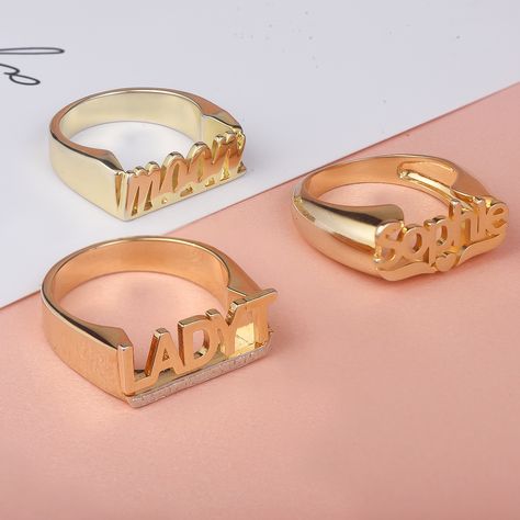 Mens Wedding Rings Gold, Bridal Necklace Designs, Photo Ring, Mens Rings Fashion, Name Ring, Unique Jewelry Gifts, Name Rings, Gold Designs, Jewelry Simple