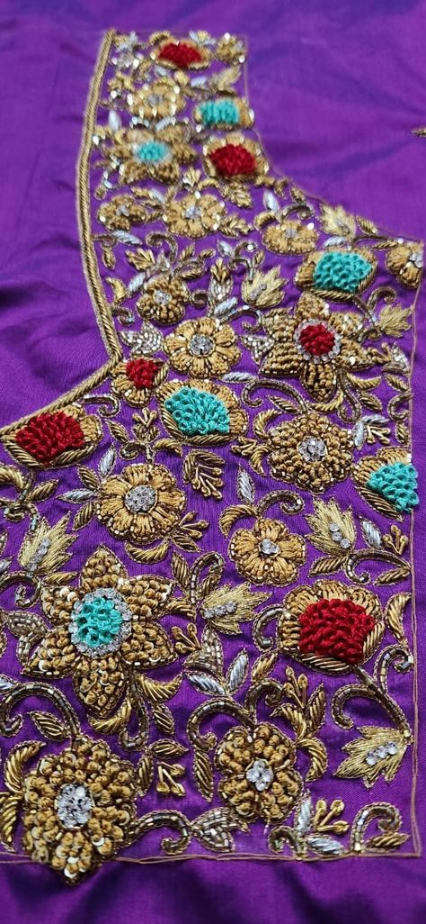 Challa nots design with zari Designer siraj 96427 37909 Magam Work, Cutwork Blouse, Cutwork Blouse Designs, Hand Work Embroidery, Bridal Blouse, Handwork Embroidery Design, Bridal Blouse Designs, Maggam Work, Hand Work