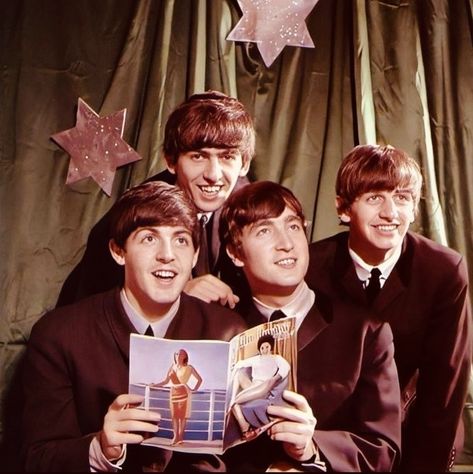 Beatles Rare, The Beatles 1, Personajes Studio Ghibli, Beatles Photos, Beatles Pictures, Beatles John, The Fab Four, Paul George, Ringo Starr