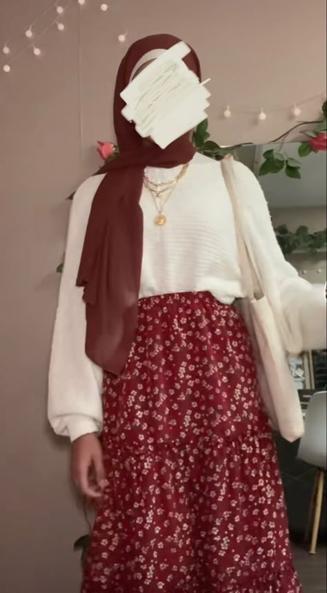 Hijabi School Outfits Skirts, Hijabi Floral Dress, Floral Skirt Outfits Hijab, Muslim Aesthetic Outfits, Long Flower Skirt Outfit, White Modest Outfit, Hijab Skirt Outfit, Flower Skirt Outfit, Red Skirt Outfits