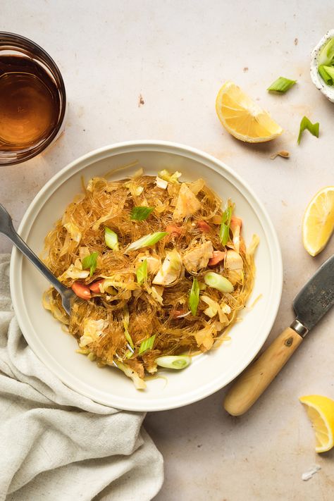 This easy, low-carb pancit recipe is made with keto-friendly kelp noodles, tender chicken, and a savory mix of garlic and vegetables. Ready in under 30 minutes, you'll LOVE this quick and simple Filipino-inspired comfort food! Chicken Pancit Recipe, Ginger Noodles, Filipino Pancit, Pancit Recipe, Artichoke Salad, Low Carb Noodles, Grilled Artichoke, Kelp Noodles, Miracle Noodles