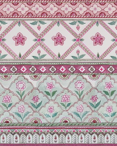 Ethnic Print Pattern, Ajrakh Prints, Print Design Art, Paisley Art, Hand Painted Sarees, Couture Embroidery, Flower Pattern Design, Textile Pattern Design, Border Embroidery