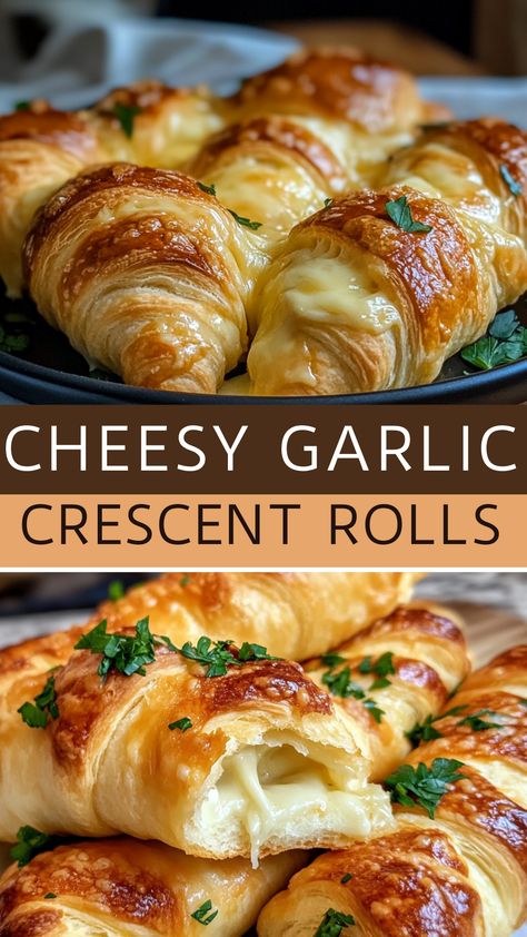 Easy Side Dish Recipes: Cheesy garlic crescent rolls Cheesy Garlic Crescent Rolls, Garlic Crescent Rolls, Crescent Roll Recipes Appetizers, Using Crescent Rolls, Crescent Rolls Recipes, Crescent Rolls Recipe, Crescent Roll Recipes Dinner, Recipes Using Crescent Rolls, Crescent Recipes