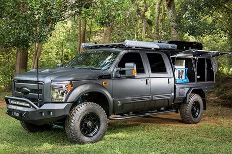 Custom Ford F250 Black Ops F250 Overland Build, Ram Flatbed, F350 Lifted, Flatbed Build, Car Flicks, Ford Super Duty Trucks, Overland Truck, Parking Solutions, Super Duty Trucks