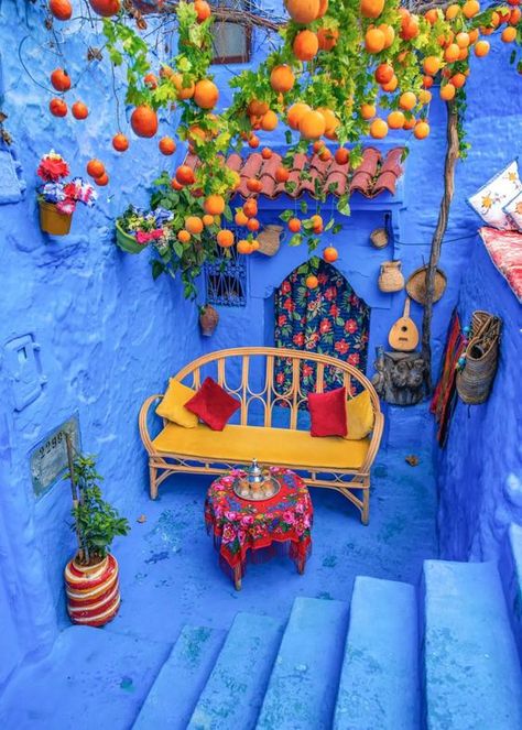 Marrakech Shopping, Morocco Outfits, Morroco Marrakech, Blue City Morocco, Morocco Chefchaouen, Morocco Photography, Iraqi Art, Chefchaouen Morocco, Moroccan Aesthetic